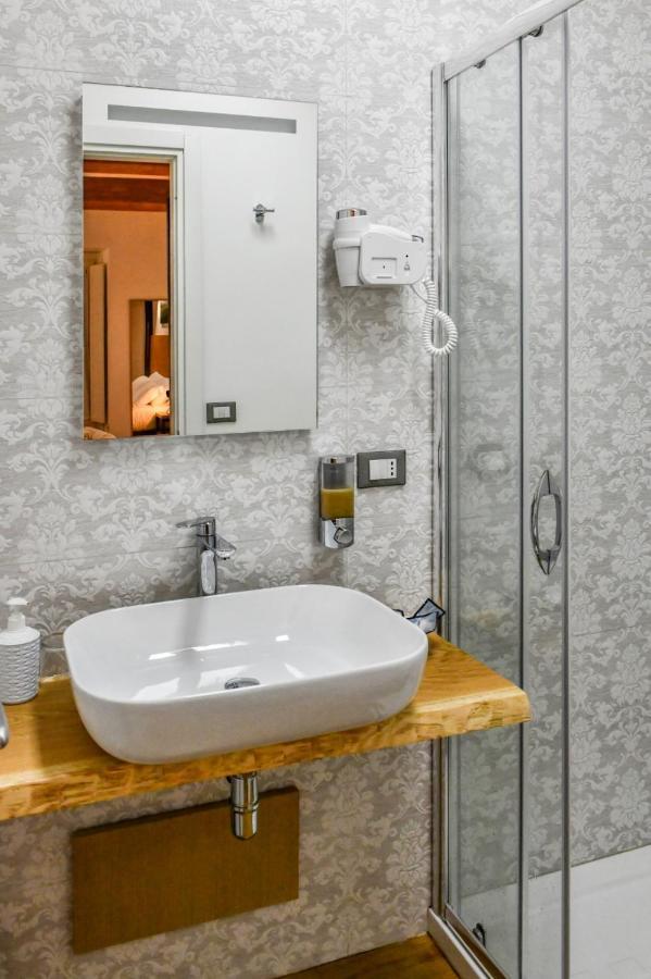 Ballarooms B&B Palermo Centro Exteriör bild